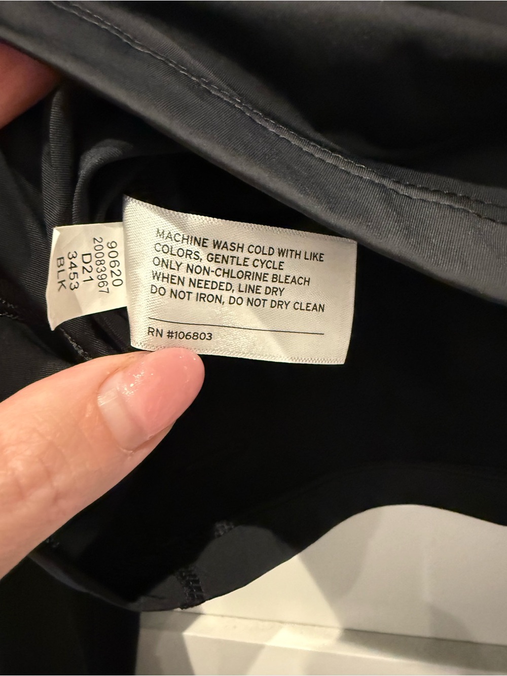 Duluth Trading Co Cropped Rash Guard - Picture 3 of 5